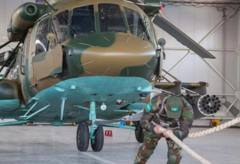 ІІМ қызметкері жауынгерлік тікұшақты сүйрету бойынша рекорд орнатты