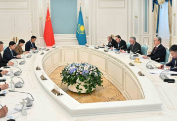 Tokayev meets with Xinjiang Communist Party Secretary Ma Xingrui