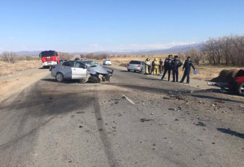 Алматы-Өскемен тас жолында жол апатынан үш адам қайтыс болды