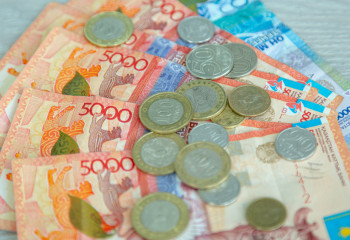 На сумму свыше 90 млрд тенге выплачено пособий по инвалидности