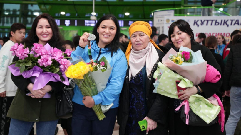  Астана әкімдігінің баспасөз қызметі 