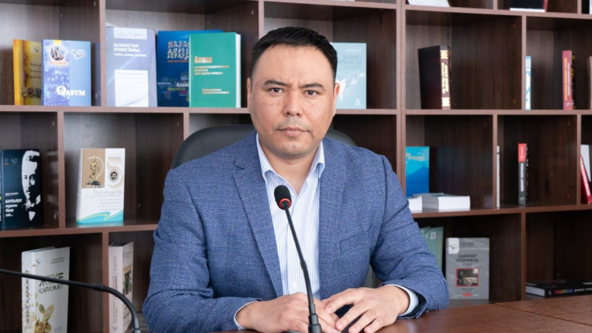  Жақсыбек Жиеналиев 