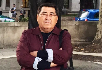 «Халық блогы» деген фракция құру керек – Ермұрат Бәпи