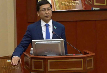 Асхат Аймағамбетов Мәжілісте қандай принциппен жұмыс істейтінін айтты