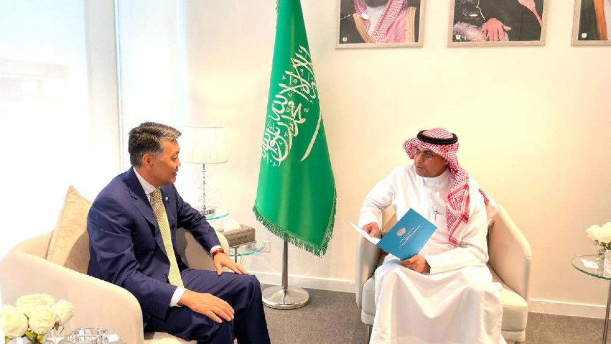 Improving conditions for business communities of Kazakhstan and Saudi Arabia discussed in Riyadh