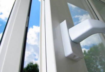 Бір күнде 2 бала терезеден құлап кетті