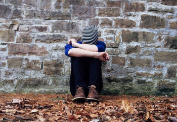 Подростки надругались над мальчиком в селе Алматинской области