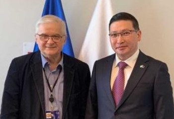 Высокую оценку политическим реформам в Казахстане дал евродепутат