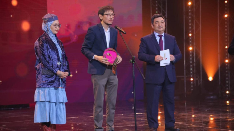  facebook.com/darhan.hidirali 