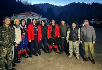 Букреев шыңынан үш турист құтқарылды