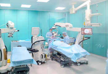 Кардиохирурги впервые провели операции через межреберные разрезы