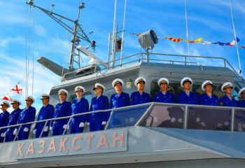 Еліміздің Әскери-теңіз күштеріне 30 жыл