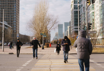 Более 90 тысяч семей в Казахстане вышли из состояния бедности