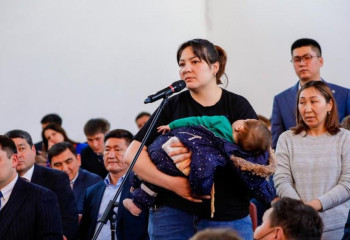 Алматыда көпбалалы аналармен кездесу өтті