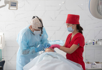 Казахстанским врачам повысят заработную плату