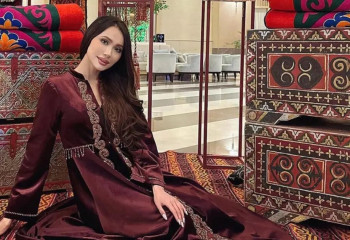 Жақында келін атанған Жанар Дұғалова тойдан кейін ел алдына шықты