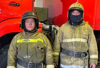 Екібастұзда өрт сөндірушілер 3 адамды құтқарды