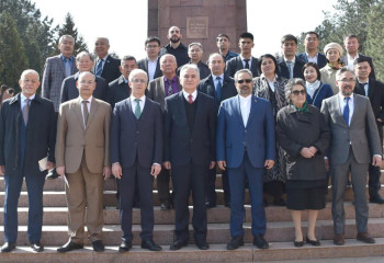 В КазНУ проходит II Международный Фараби форум