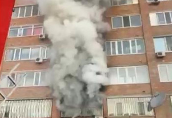 В Усть-Каменогорске жителей десятиэтажки эвакуировали из-за пожара