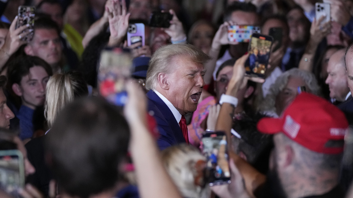  ©AP/Rebecca BLACKWELL 