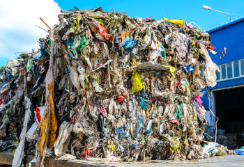 Более тонны мусора вывезли дорожники с республиканских трасс