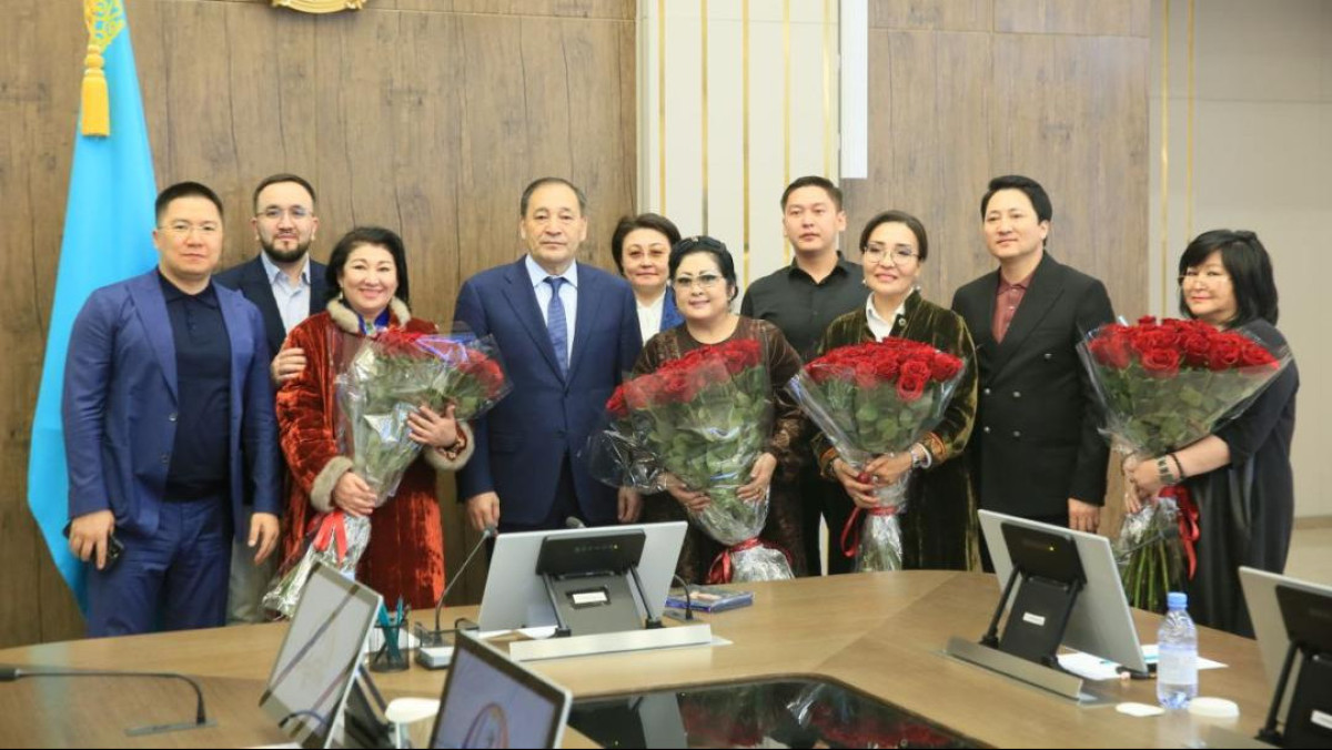 Артисты «Казахконцерта» выступают с гастролями в Актюбинской области