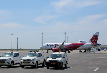 Алматыға қонуға мәжбүр болған ұшақ жолаушылары борттан түсуден бас тартты