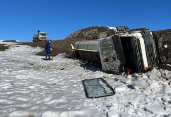 Разлив серной кислоты произошел на трассе Усть-Каменогорск – Алтай