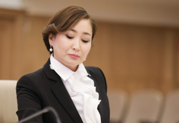 Біз тыйым салмаймыз. Қарақат Әбденді мандатынан айыруға қатысты «Ауыл» партиясы пікір білдірді