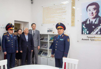 Павлодардағы әскери мектепте генерал Ахмет Тұмарбеков атындағы кабинет ашылды