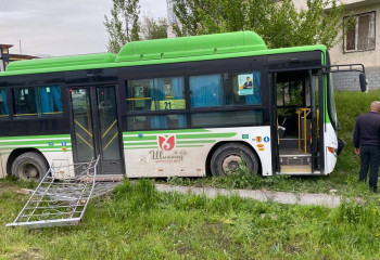 В Шымкенте автобус наехал на пешеходов: четыре человека погибли