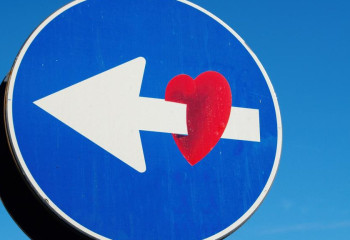 Нумерологпен сұхбат. Қоян жылында махаббатыңызды қалай кездестіруге болады?