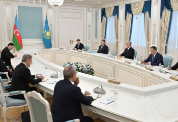Presidents of Kazakhstan and Azerbaijan held talks in narrow format