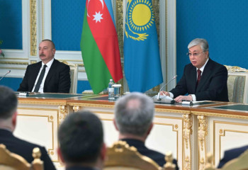 Президенты Казахстана и Азербайджана поручили определить проекты для совместного запуска