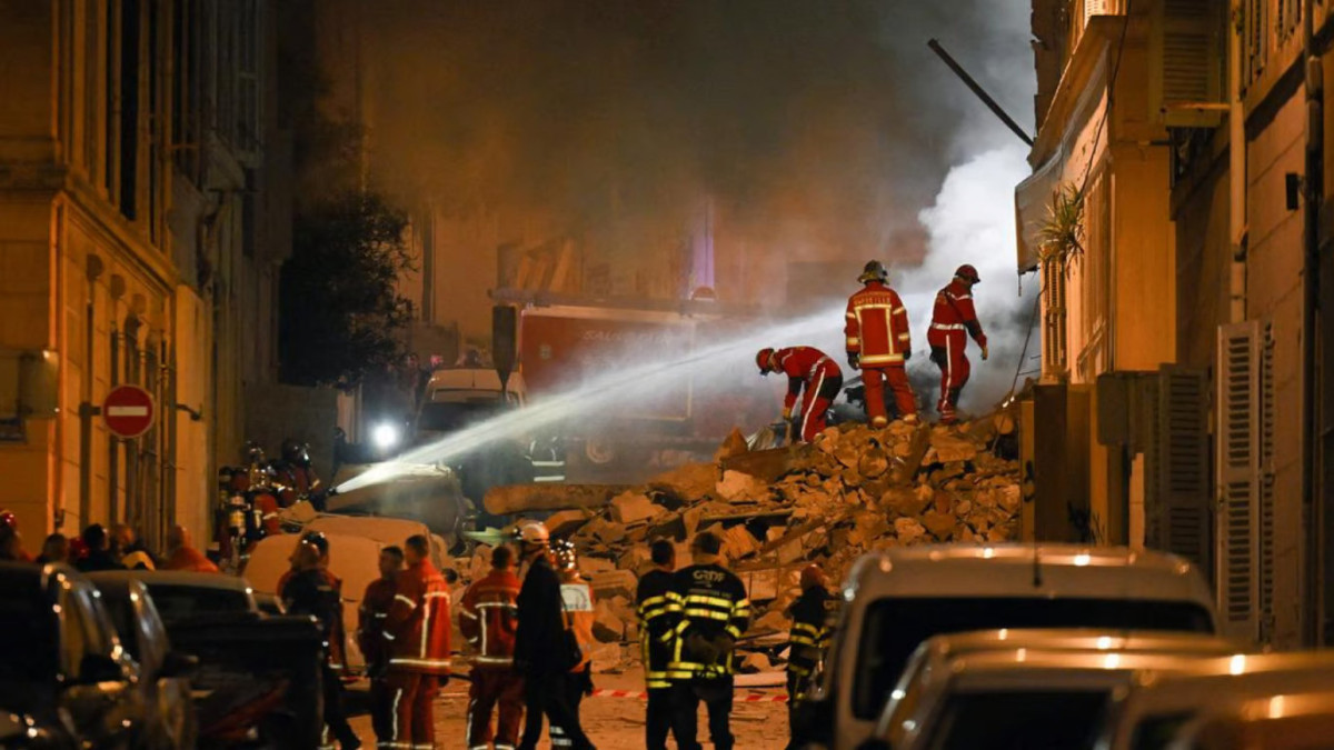 Взрыв в многоэтажке в Марселе: три тела найдены в завалах