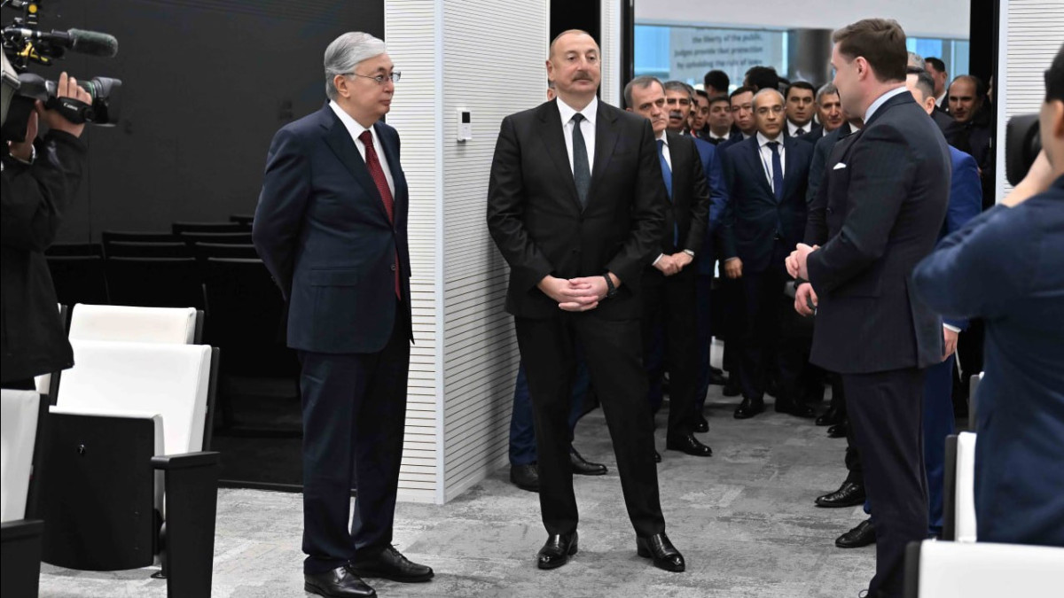 Президенты Казахстана и Азербайджана посетили МФЦА «Астана»