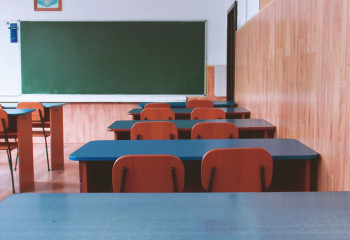 32 школы оштрафовали за отсутствие лицензии