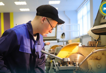 Колледж студенттері оқу орнында 100 мыңға дейін табыс табады