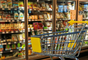 Розничная реализация товаров выросла в Казахстане