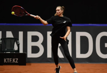 Елена Рыбакина Астанаға келді