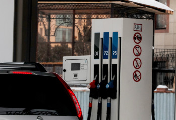 Бұйрық күшіне енді: Ертеңнен бастап бензин қымбаттайды