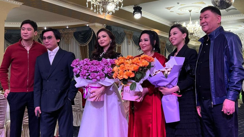  instagram.com/zangaar 