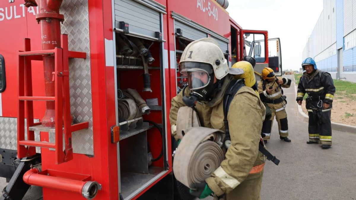Четыре пожара ликвидировали огнеборцы Жамбылской области за один день