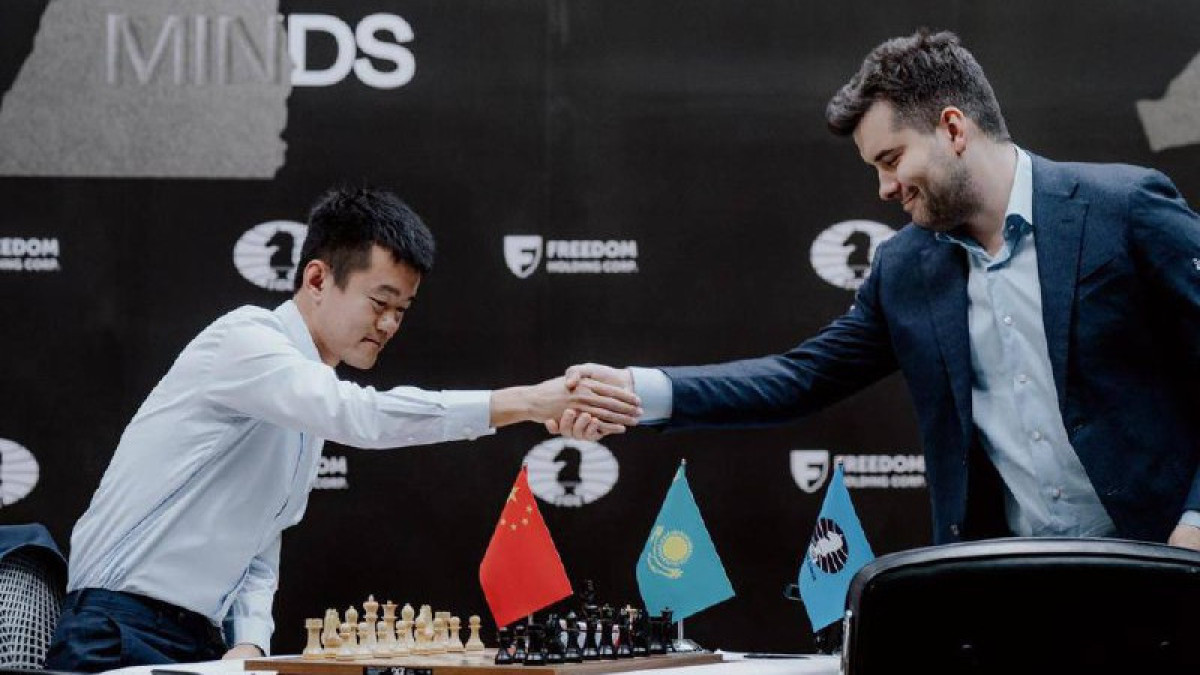 Дин Лижэнь выиграл четвертую партию матча за звание чемпиона мира по шахматам