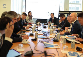 Әлібек Қуантыров Дүниежүзілік банк өкілдерімен кездесу өткізді