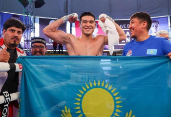 Бек Нұрмағанбет қарсыласын бірінші раундта нокаутқа түсірді