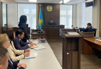 Арыстанбек Мұхамедиұлының сот отырысы басталды