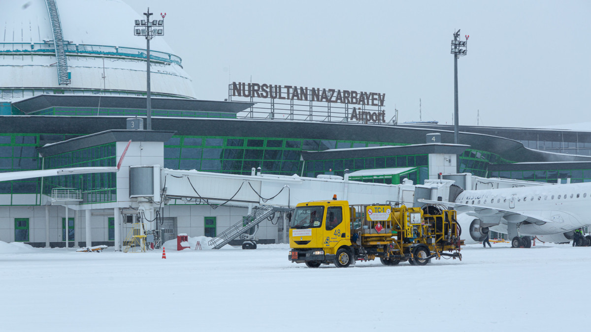 23 рейса задерживаются в Международном аэропорту Астаны из-за непогоды