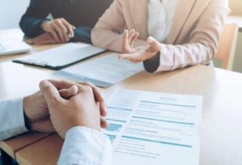 Елімізде ең жоғары жалақыны қай мамандарға ұсынады