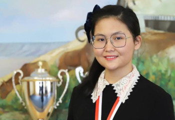 Сенсация! Бибисара Асаубаева әлемнің үздік шахматшысын жеңді